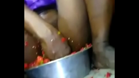Grinding Hot Pepper In Pussy And Xnxx